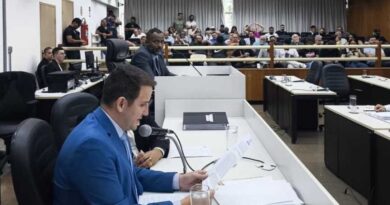 Câmara vota impeachment do prefeito de GV