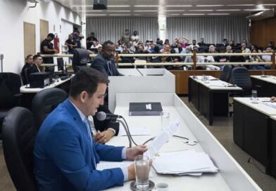 Câmara vota impeachment do prefeito de GV