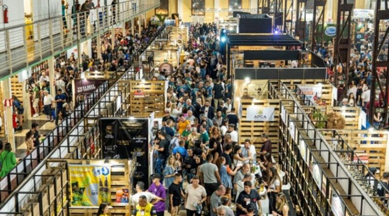 Expocachaça reúne 2 mil rótulos em BH