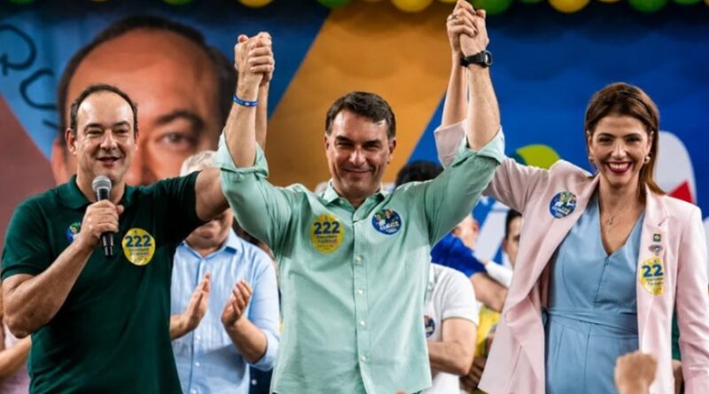 Flávio confirma Roscoe como seu candidato em Minas